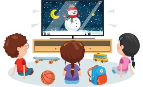 crianças vendo desenhos animados na tv