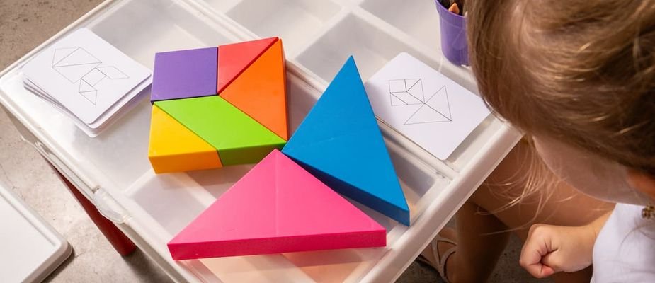 Psicologia das cores na infância: importância e benefícios.