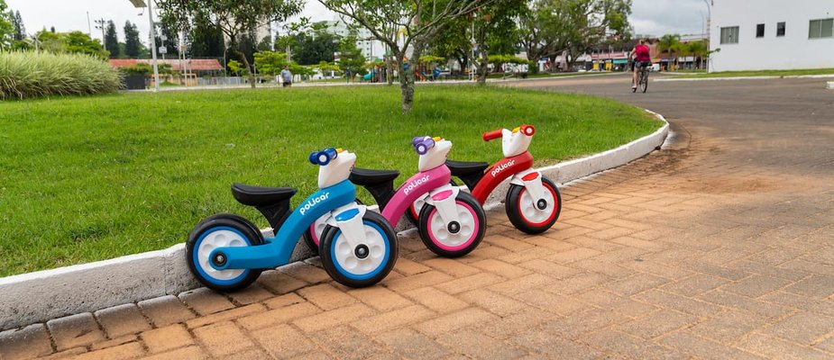 Bicicleta de equilíbrio: benefícios, recomendações e onde comprar. Bicicleta de equilíbrio: benefícios, recomendações e onde comprar.