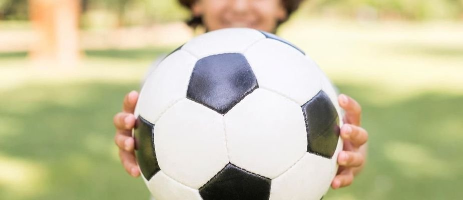 10 brincadeiras com bola para se divertir muito!